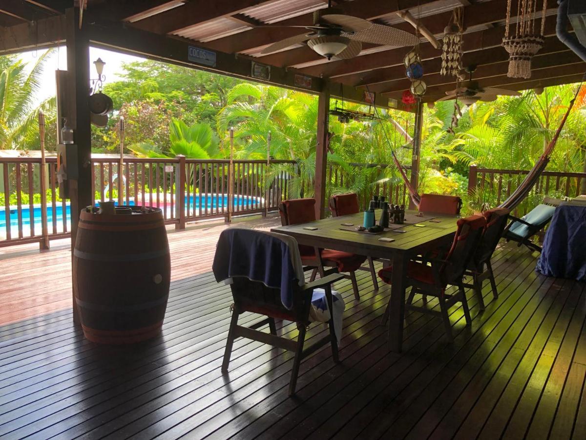 Island Time Guest Room Flying Fish Cove Exterior photo